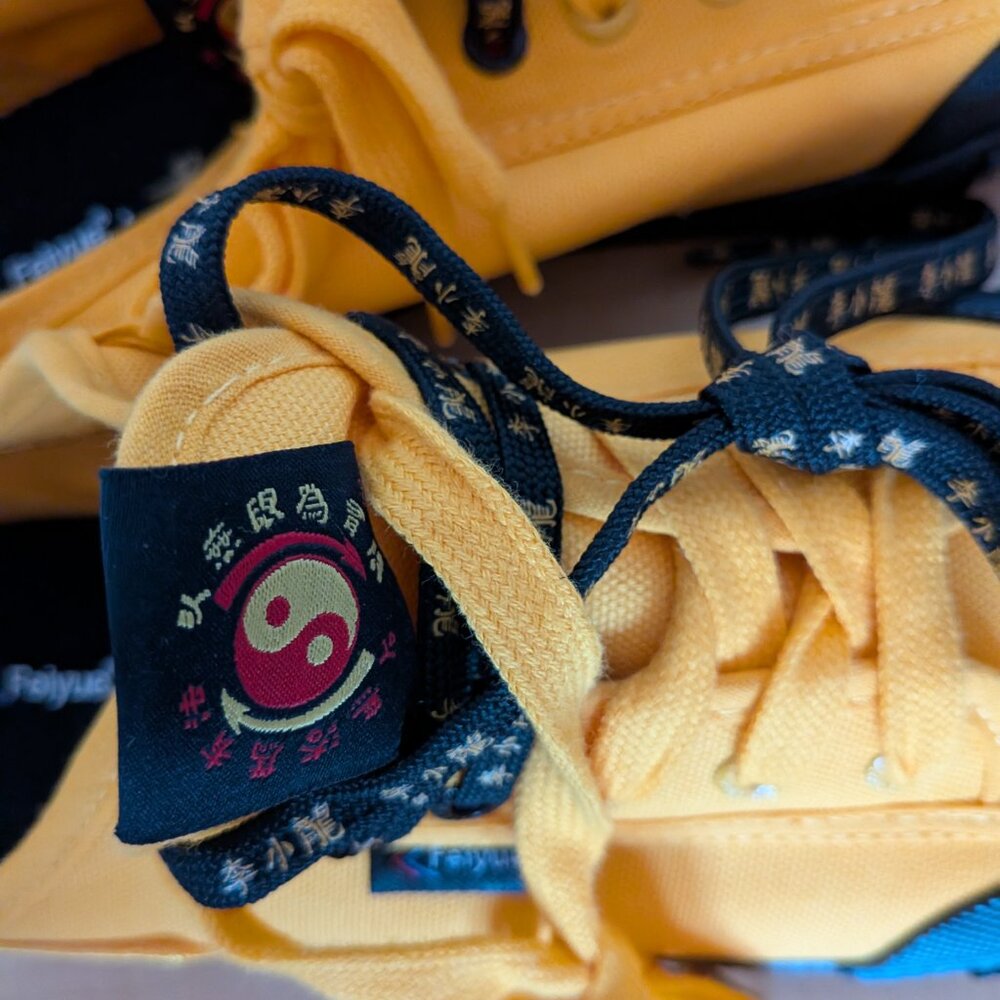 Feiyue Bruce Lee Special Edition Low Top Sneaker Yellow NWT. US 10M/12W/EUR 43 - Picture 7 of 12